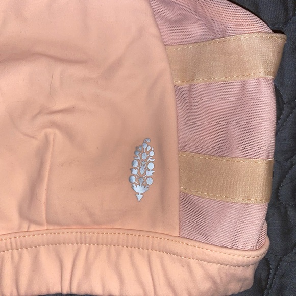 Like new • Strapy sports bra • Free People Movement 🏃♀️ - Picture 3 of 5